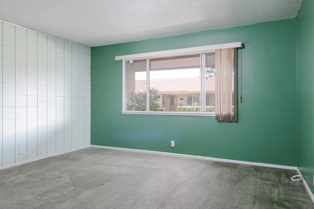 249 E Elfin Green