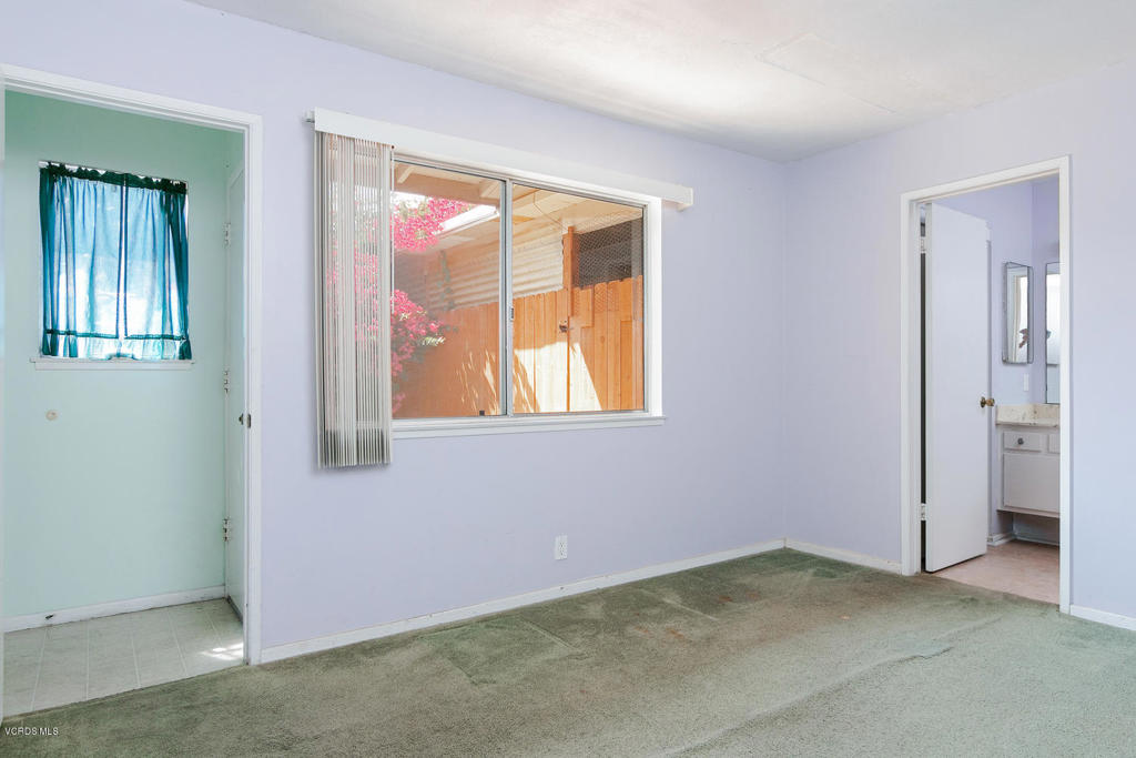 249 E Elfin Green