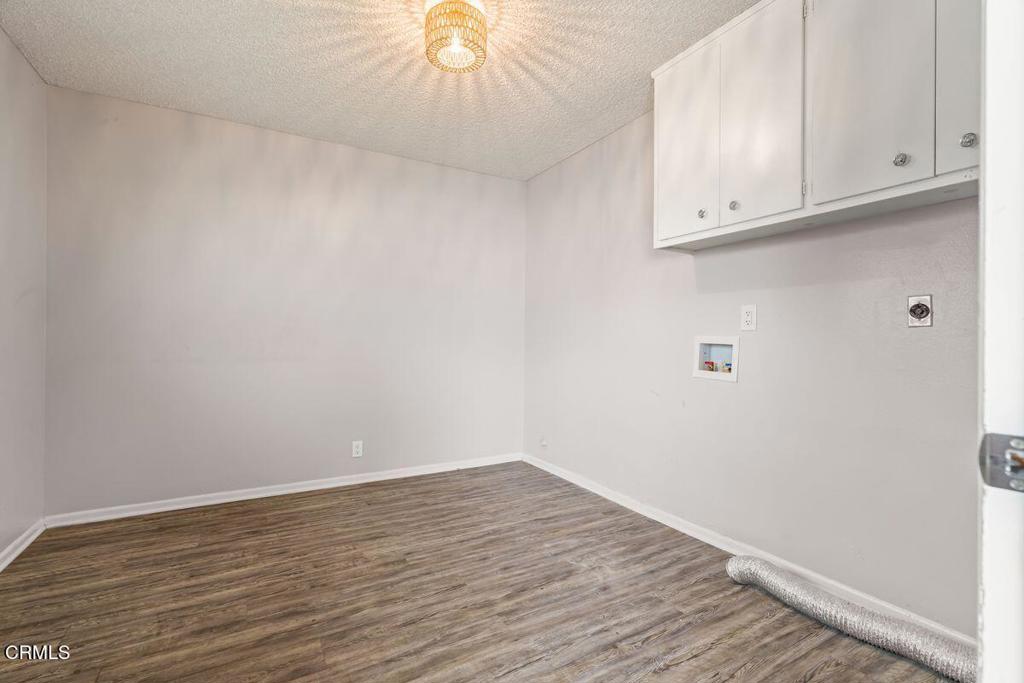269 E Elfin Green