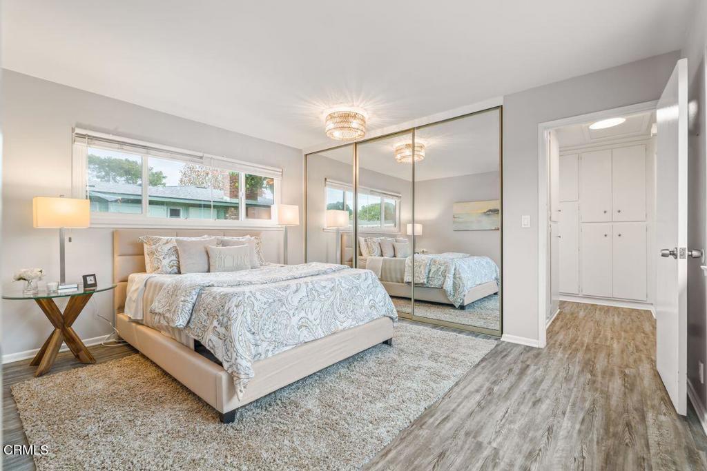 269 E Elfin Green