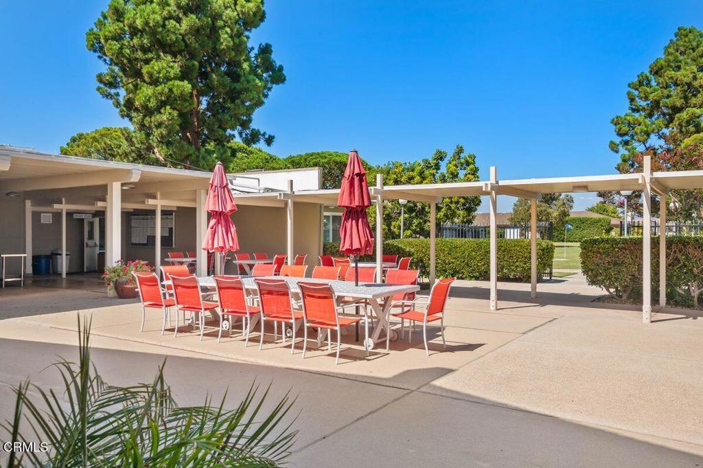 269 E Elfin Green