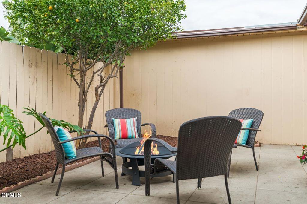 269 E Elfin Green