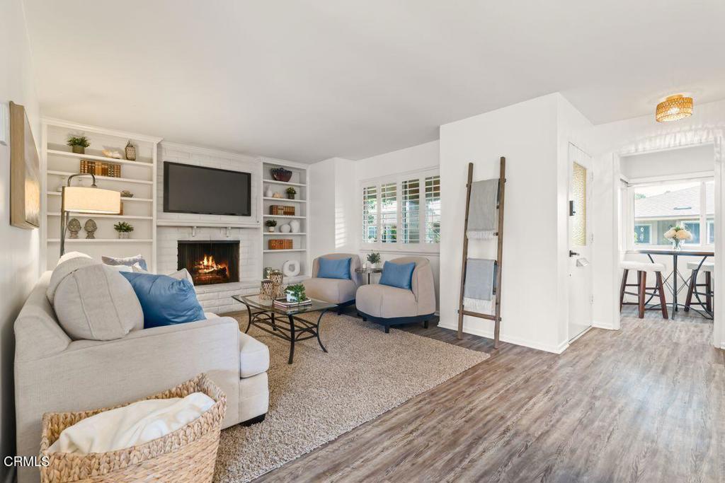 269 E Elfin Green