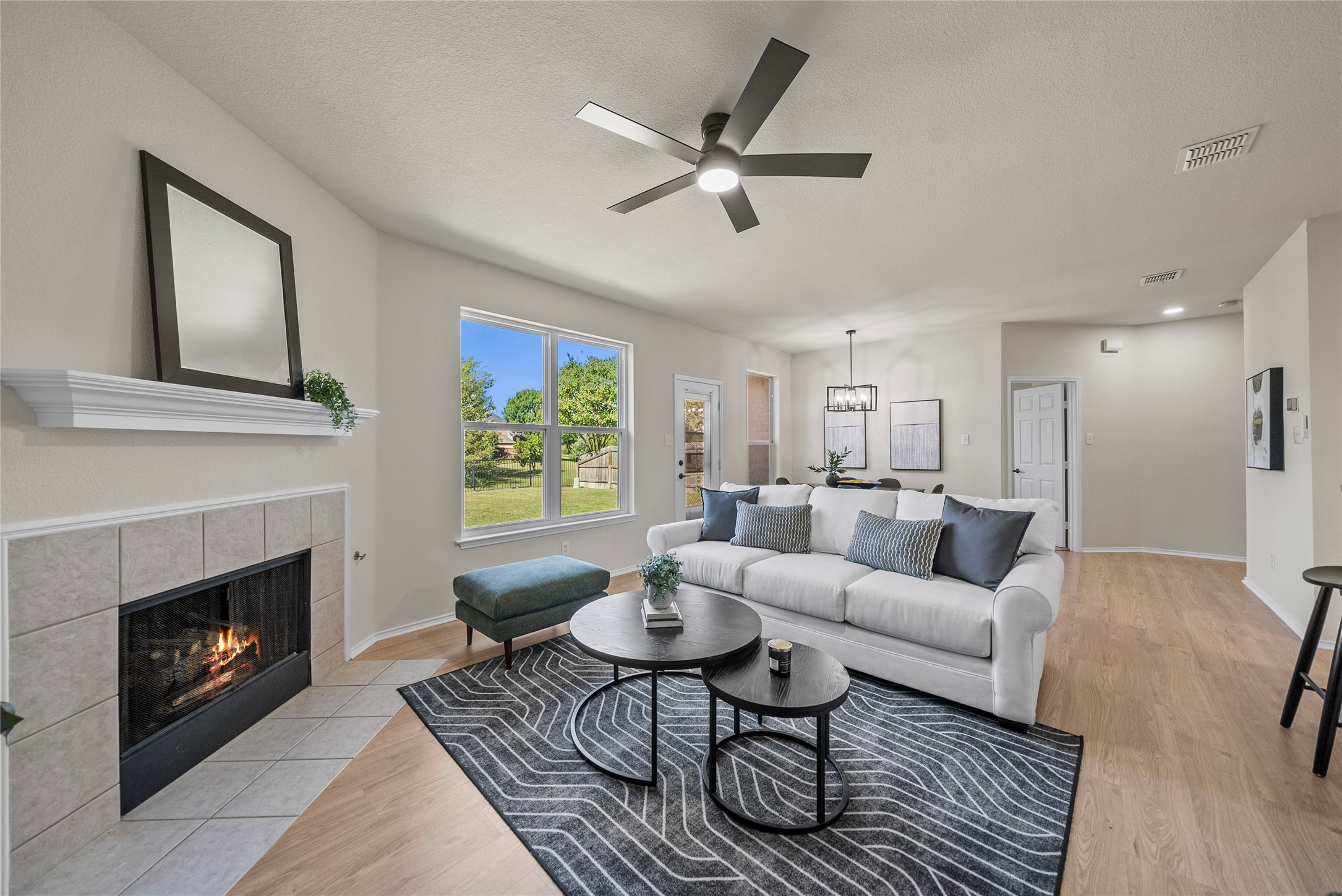 11909 Hickory Circle