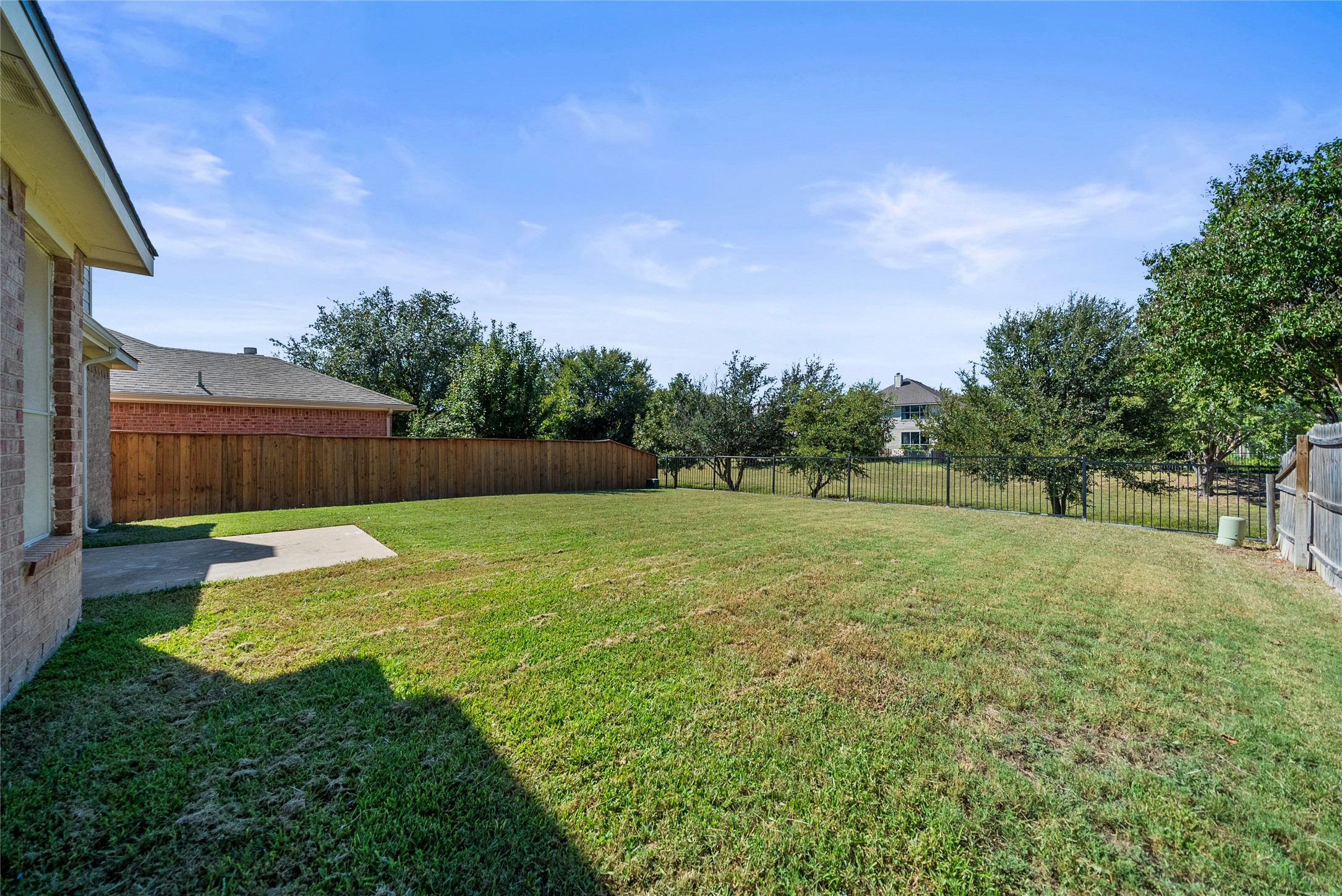 11909 Hickory Circle