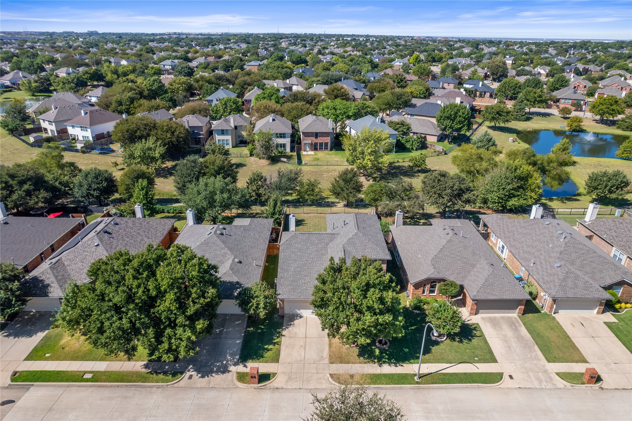 11909 Hickory Circle