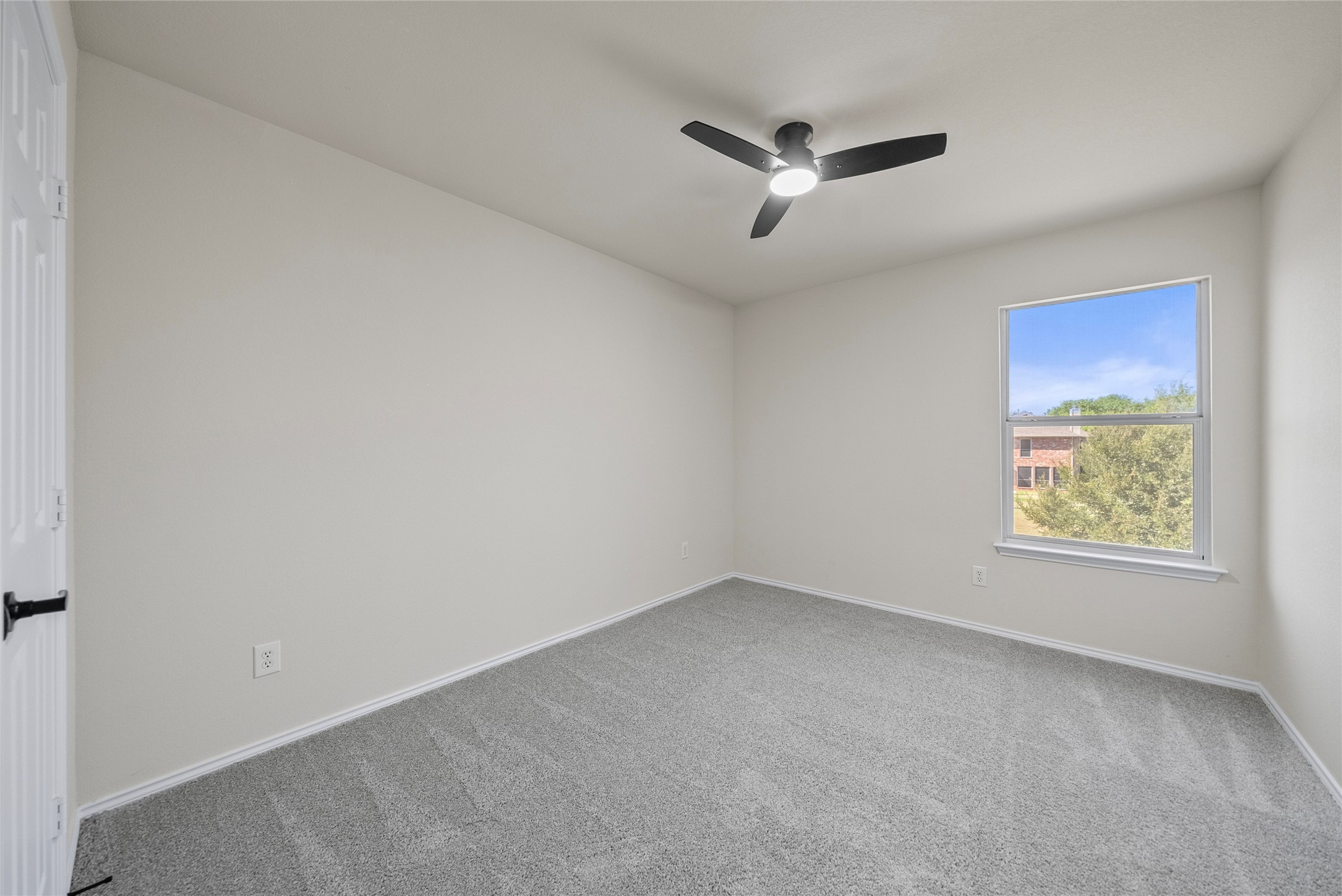 11909 Hickory Circle