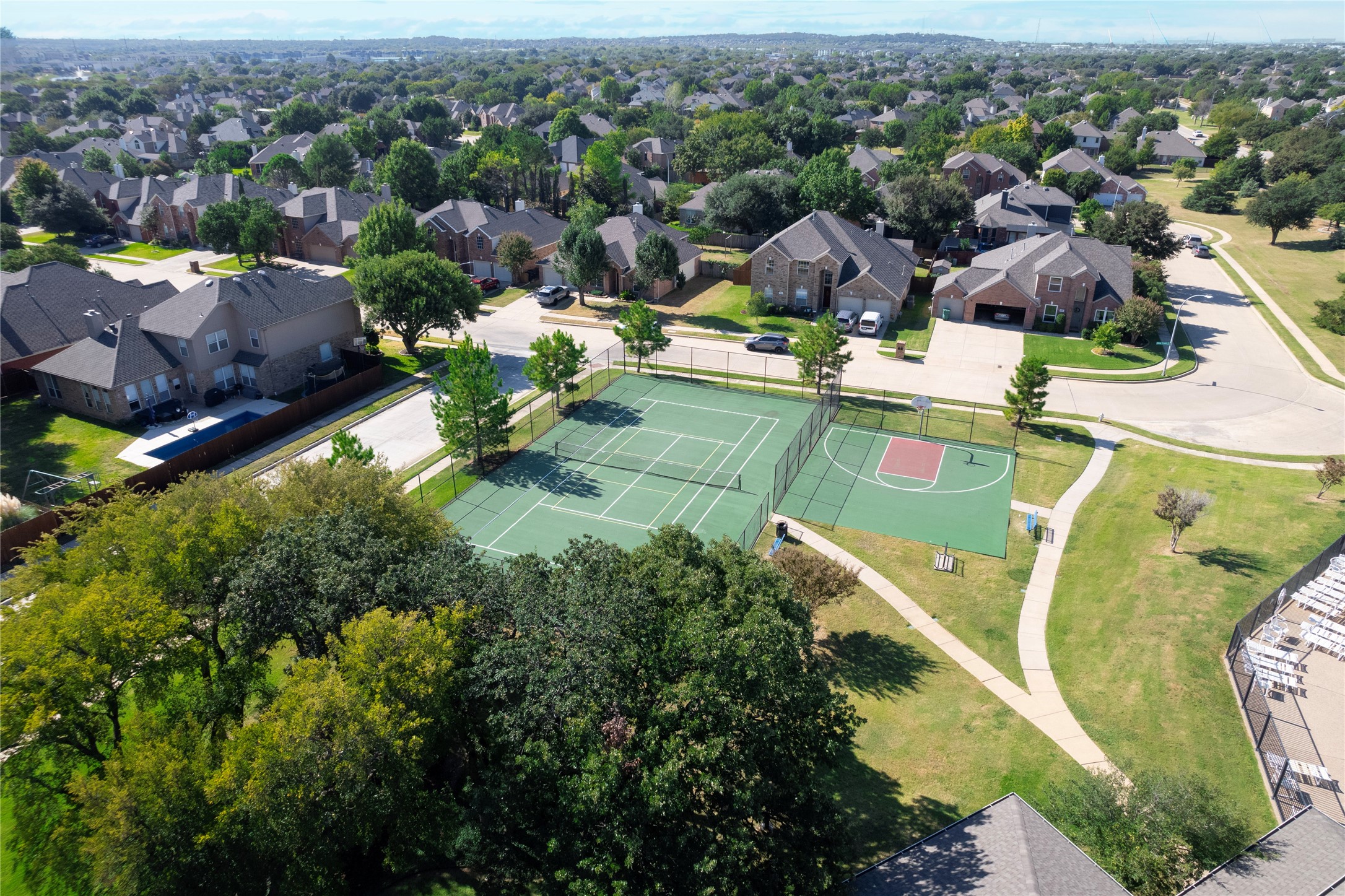 11909 Hickory Circle