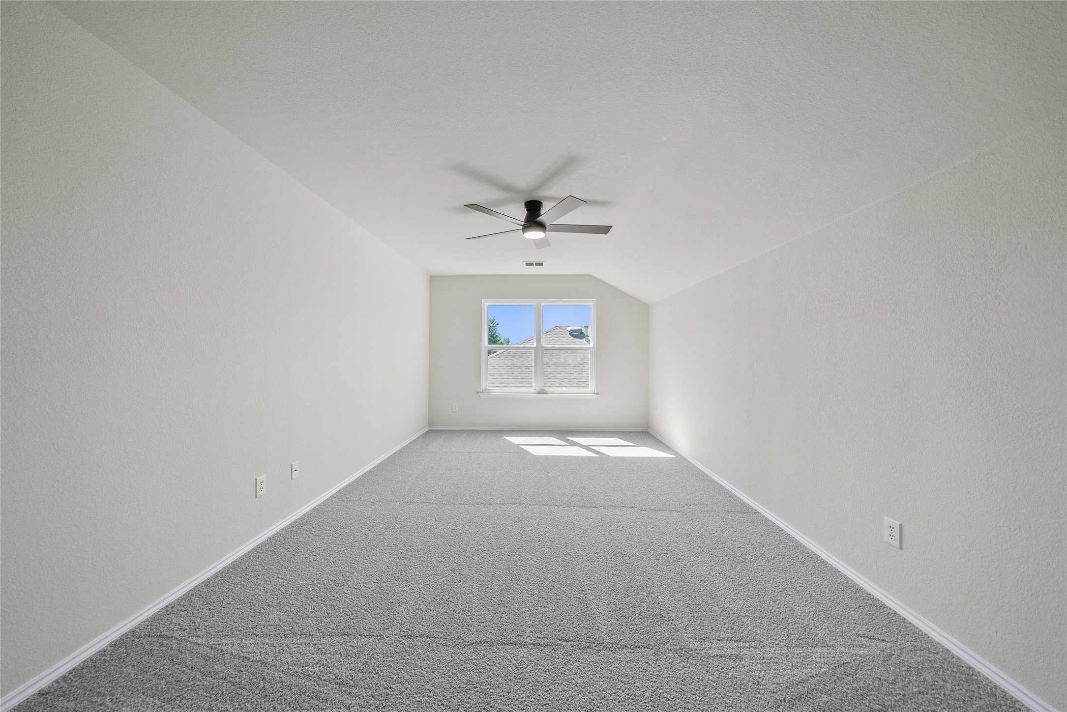 11909 Hickory Circle