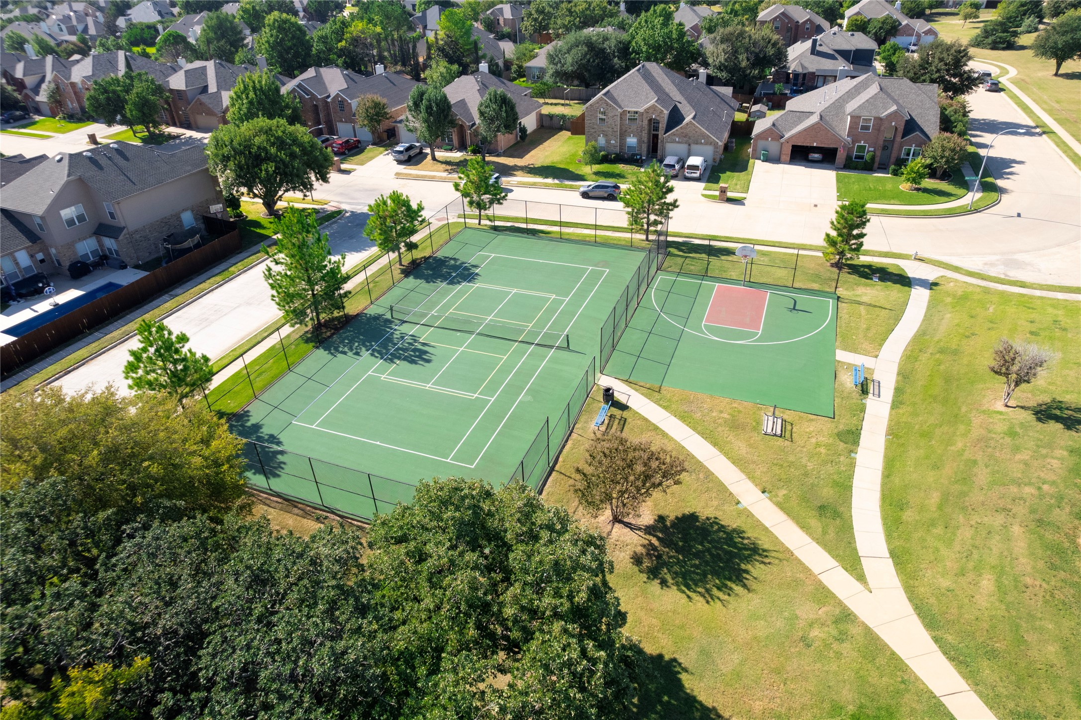 11909 Hickory Circle