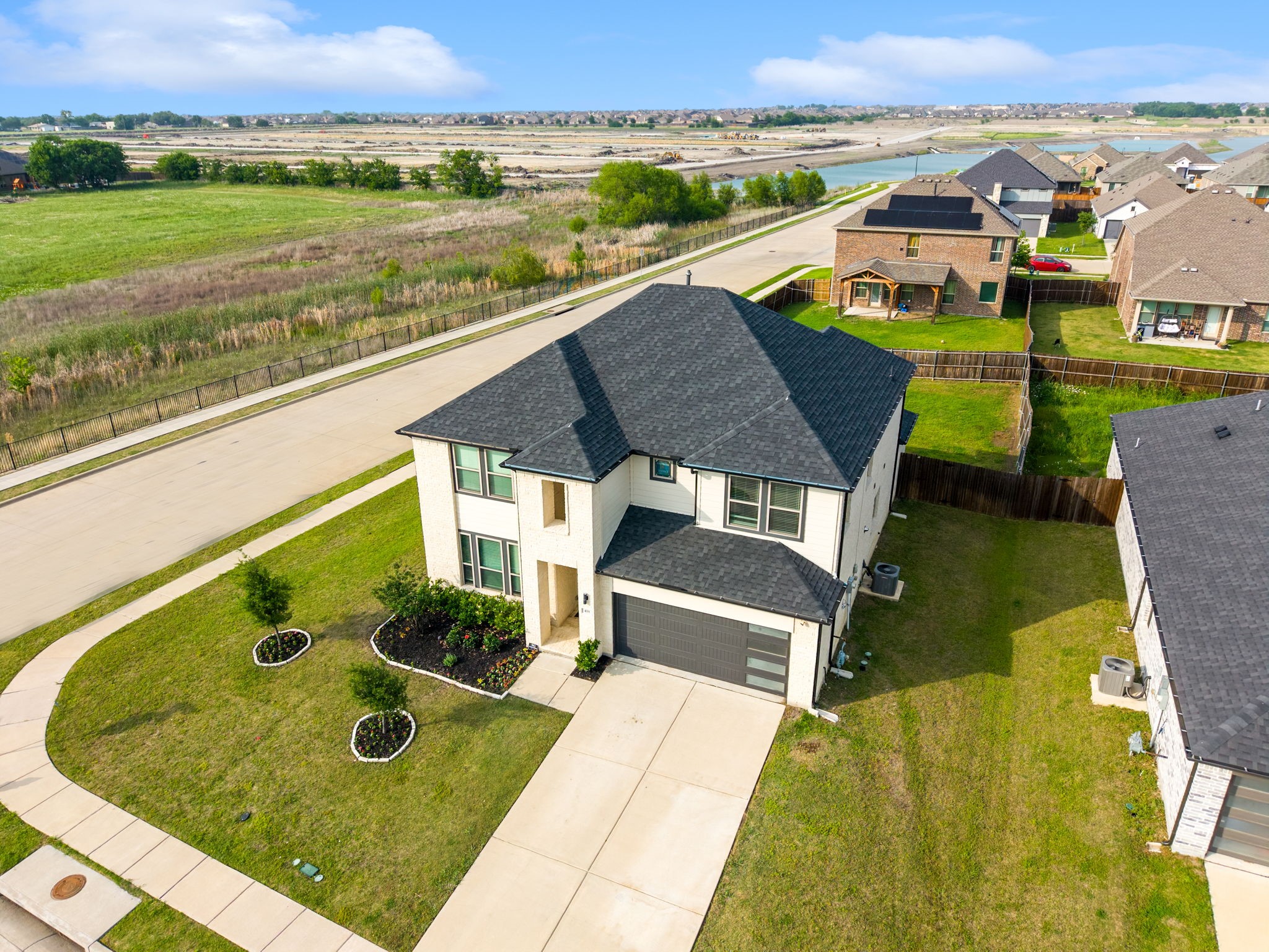 418 Ardsley Lane