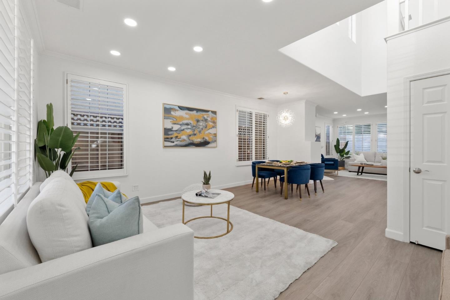 4675 La Crescent Loop