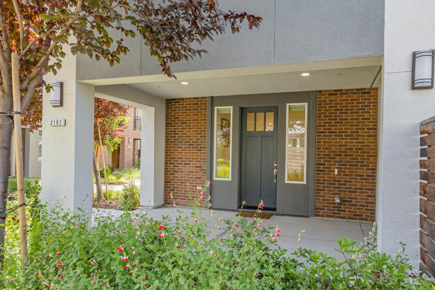 2192 Pastoral Loop