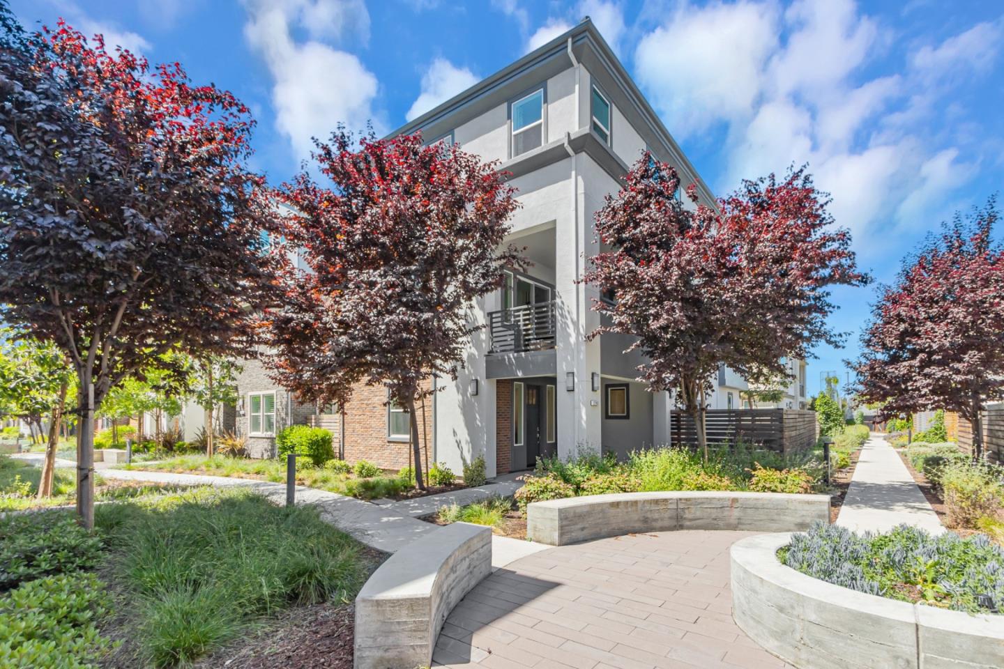 2192 Pastoral Loop