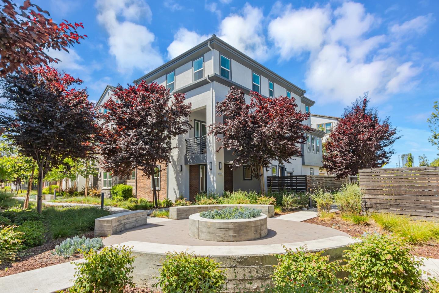 2192 Pastoral Loop