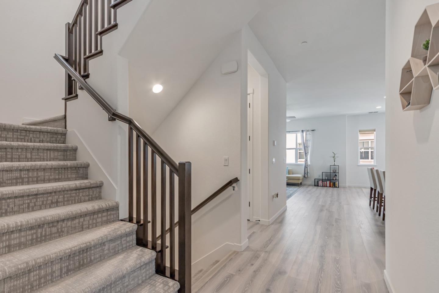 2192 Pastoral Loop