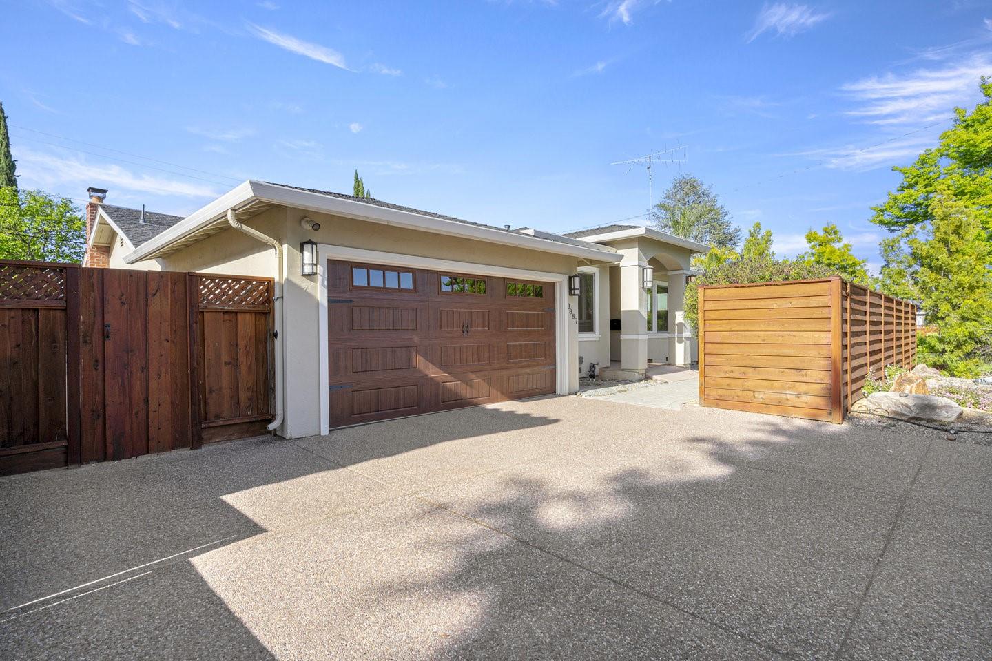 3887 Acapulco Drive