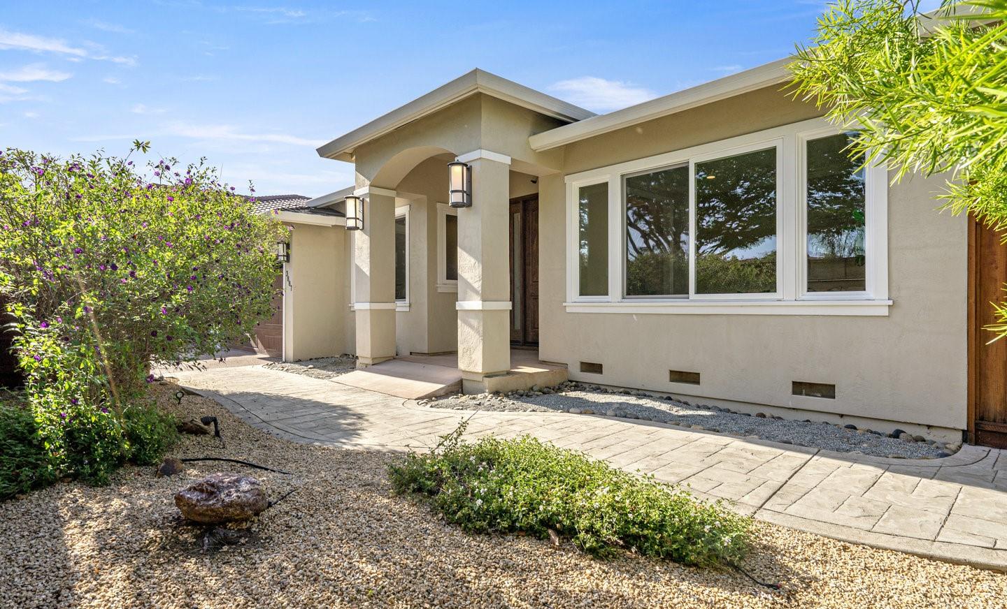 3887 Acapulco Drive