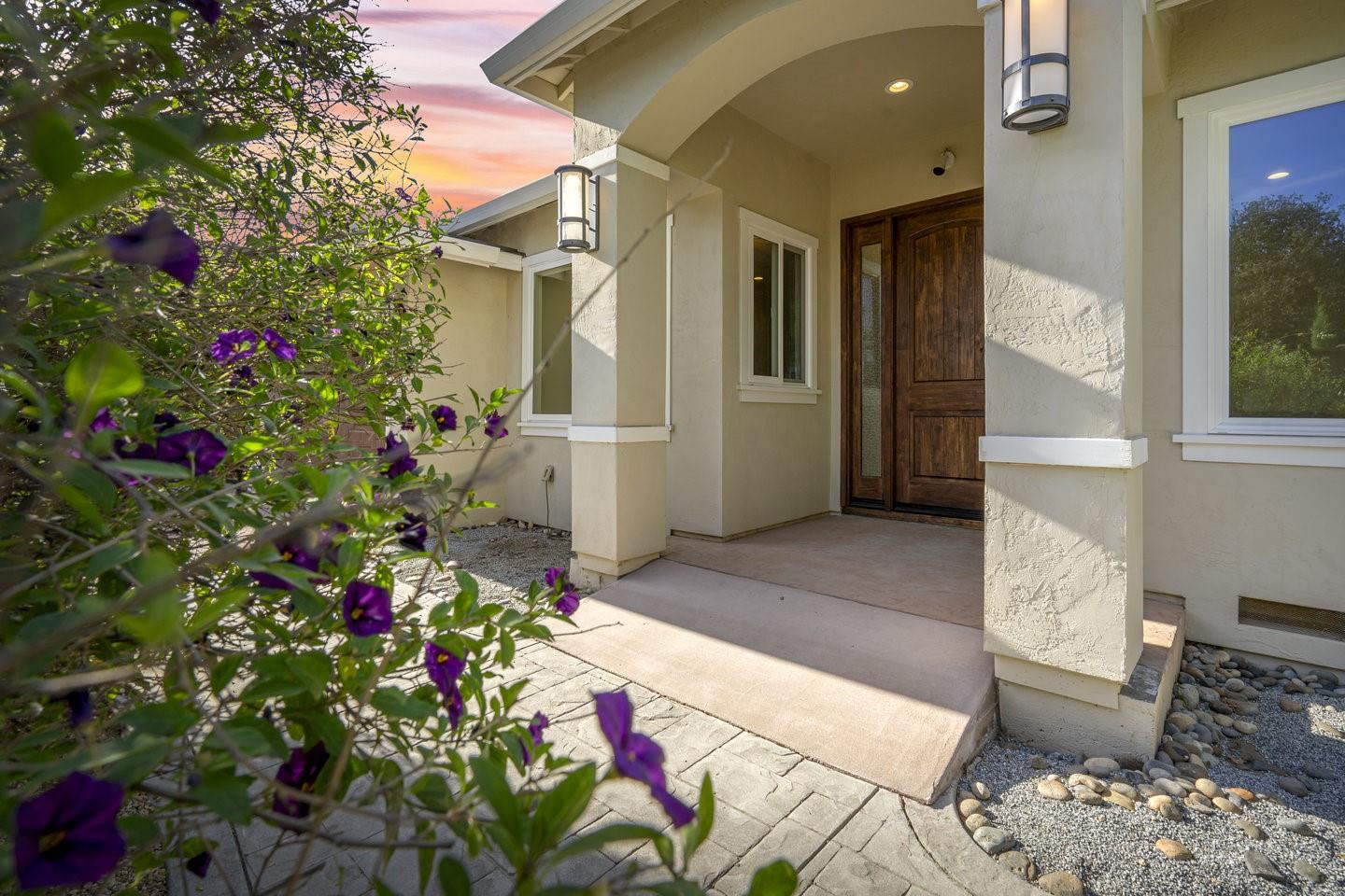 3887 Acapulco Drive