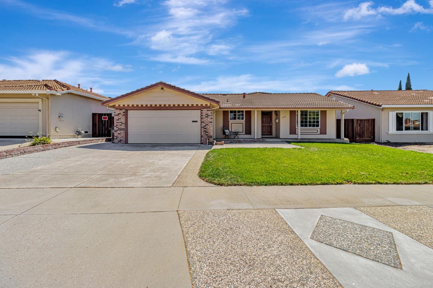 2850 Glen Heather Drive