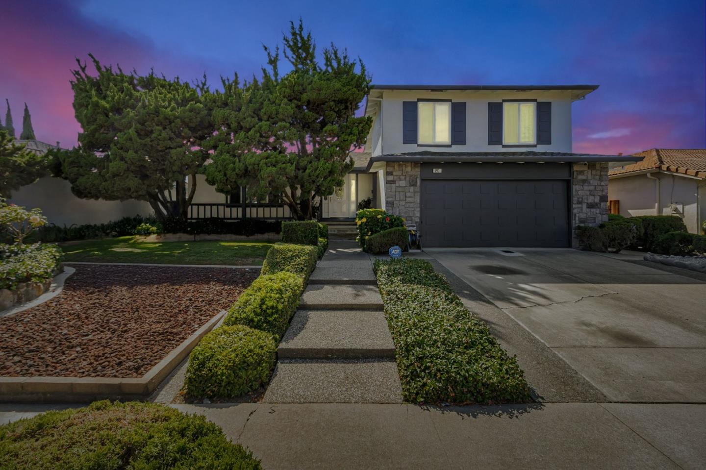 693 Kirk Glen Drive
