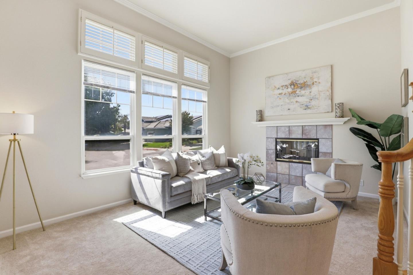 1201 Blue Parrot Court