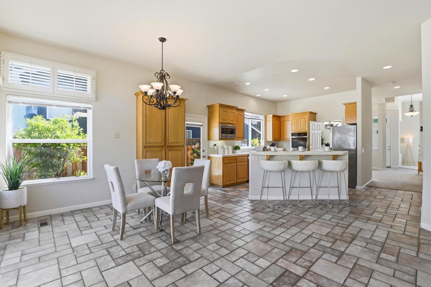 1201 Blue Parrot Court