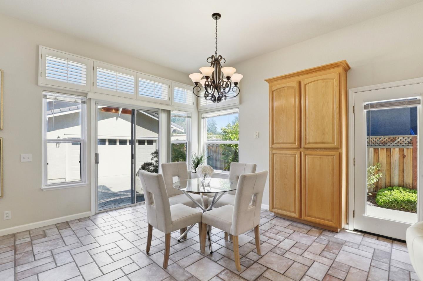1201 Blue Parrot Court