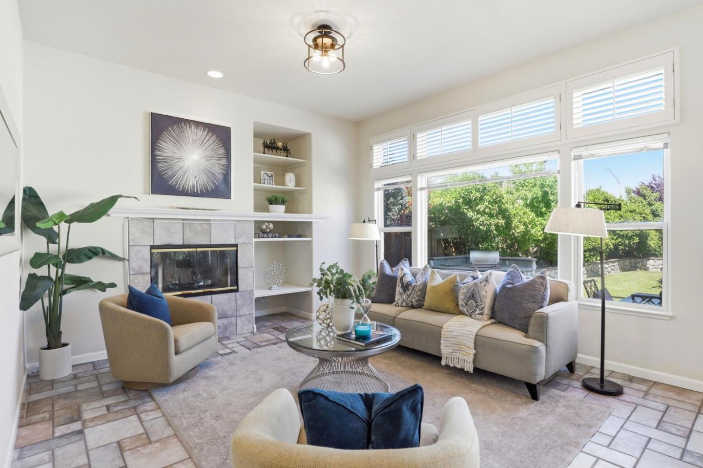 1201 Blue Parrot Court