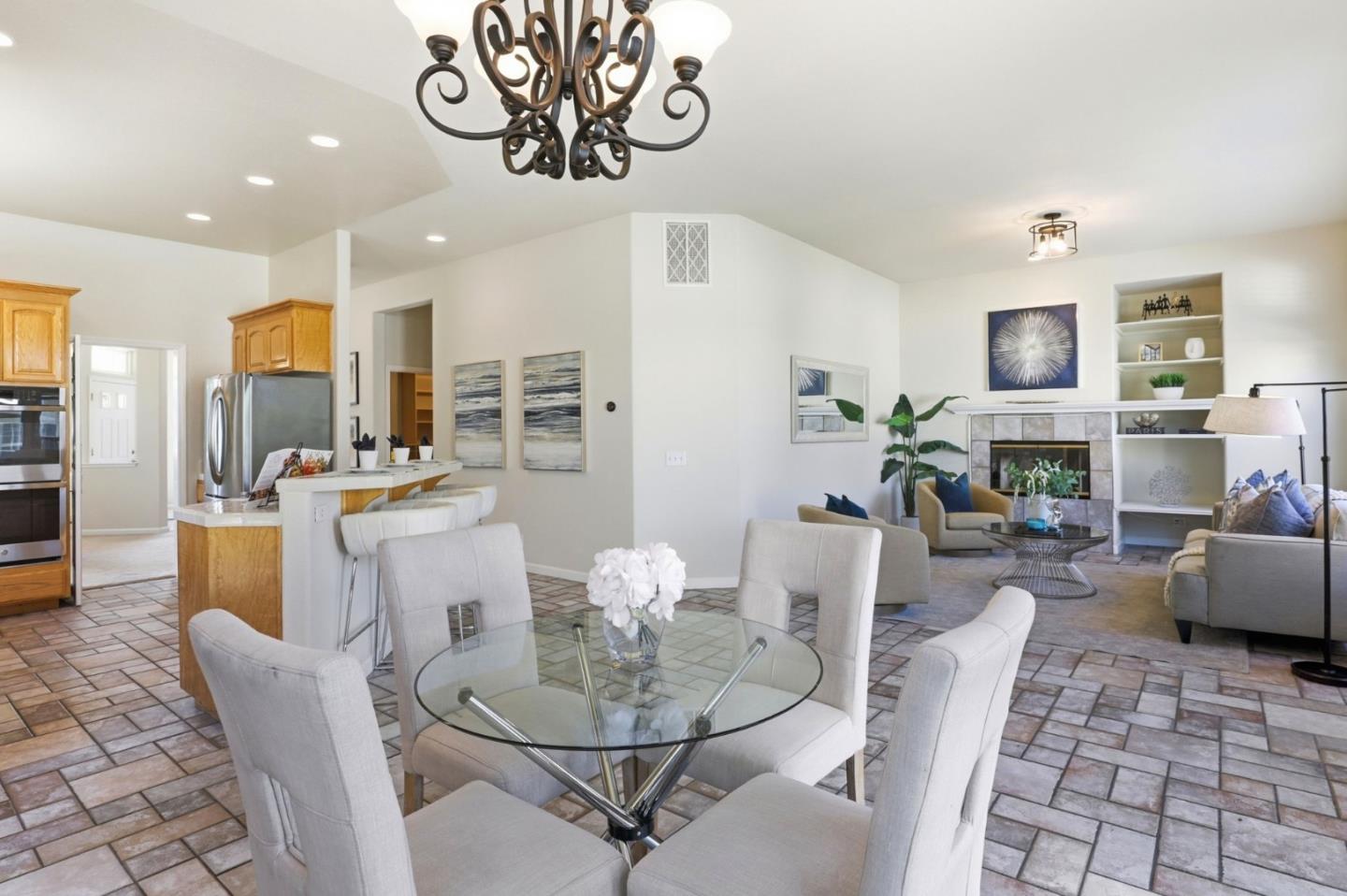1201 Blue Parrot Court