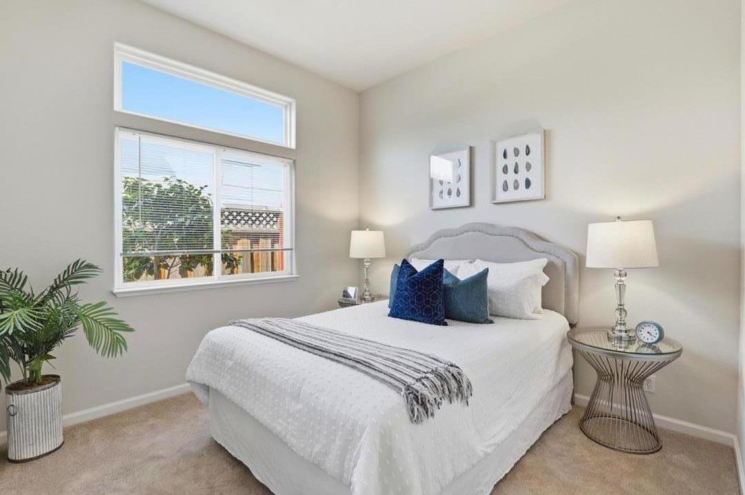 1201 Blue Parrot Court