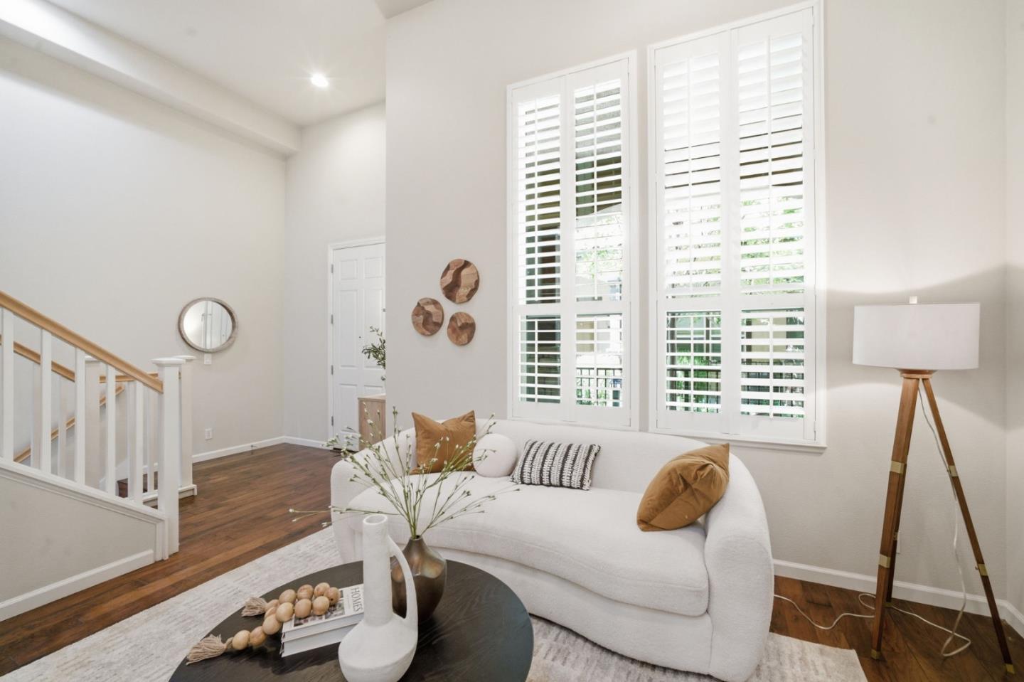 2210 Mendocino Lane