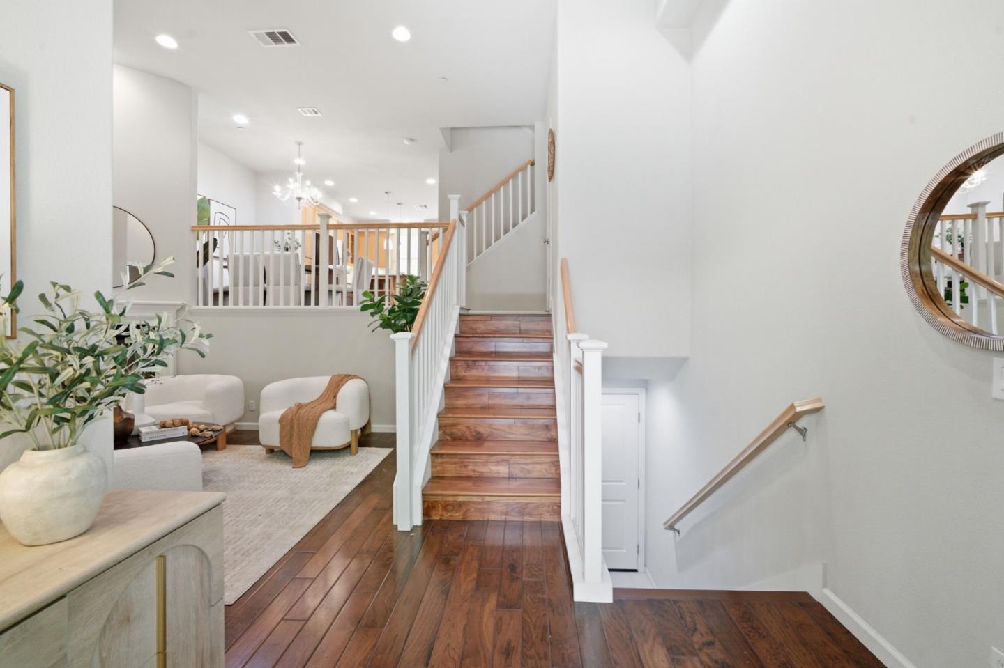 2210 Mendocino Lane