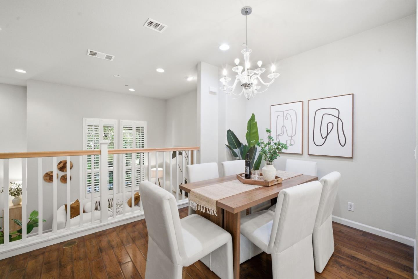 2210 Mendocino Lane