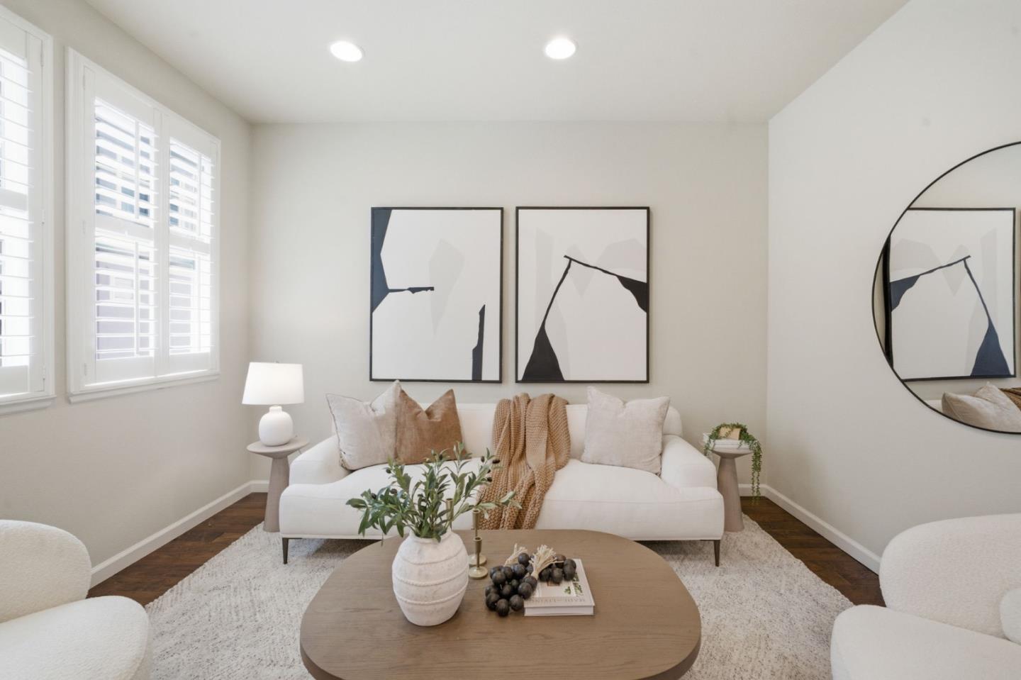 2210 Mendocino Lane