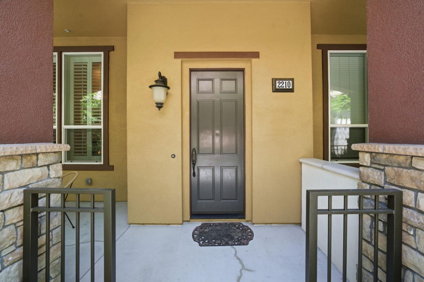 2210 Mendocino Lane