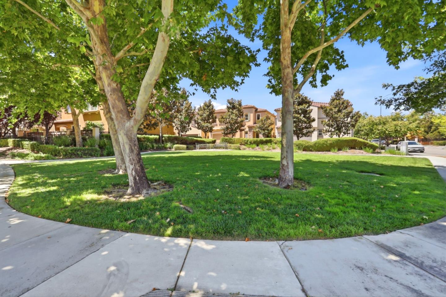 5393 Chesbro AVE
