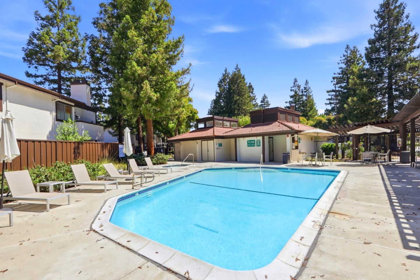 1400 Bowe AVE 1206
