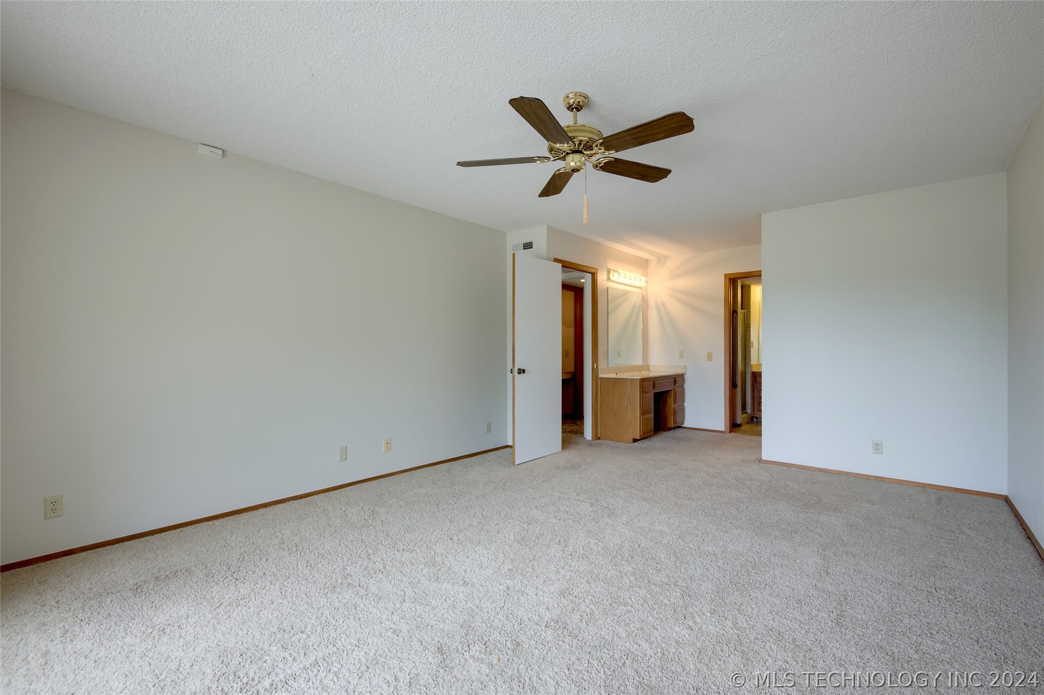 3421 W 41st Street North