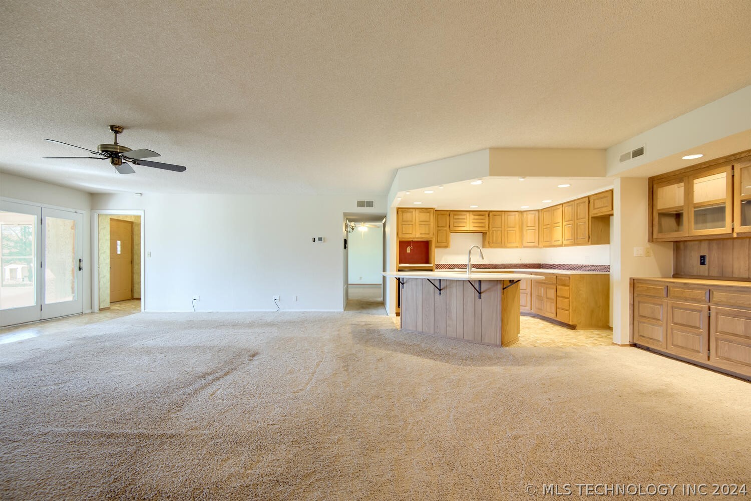 3421 W 41st Street North