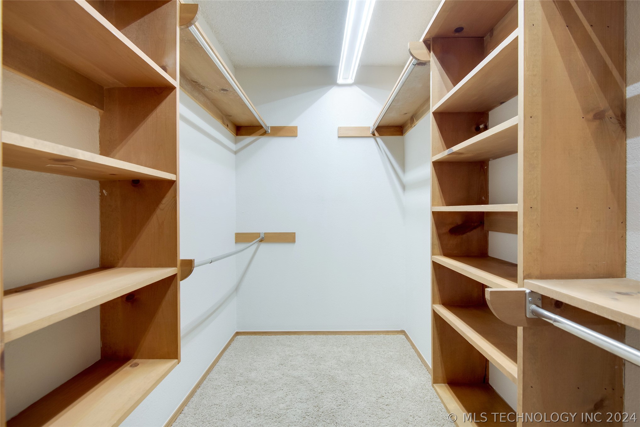 3421 W 41st Street North
