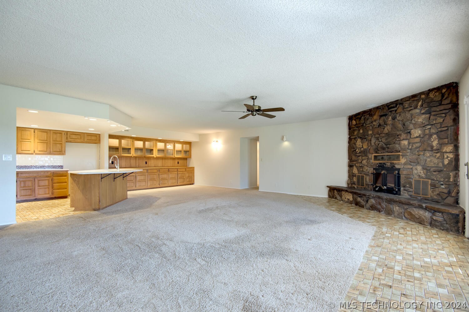 3421 W 41st Street North