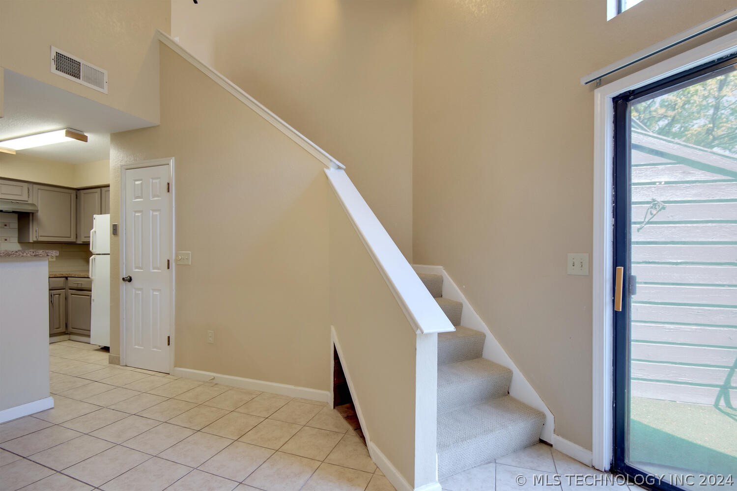 6737 S Peoria Avenue B205