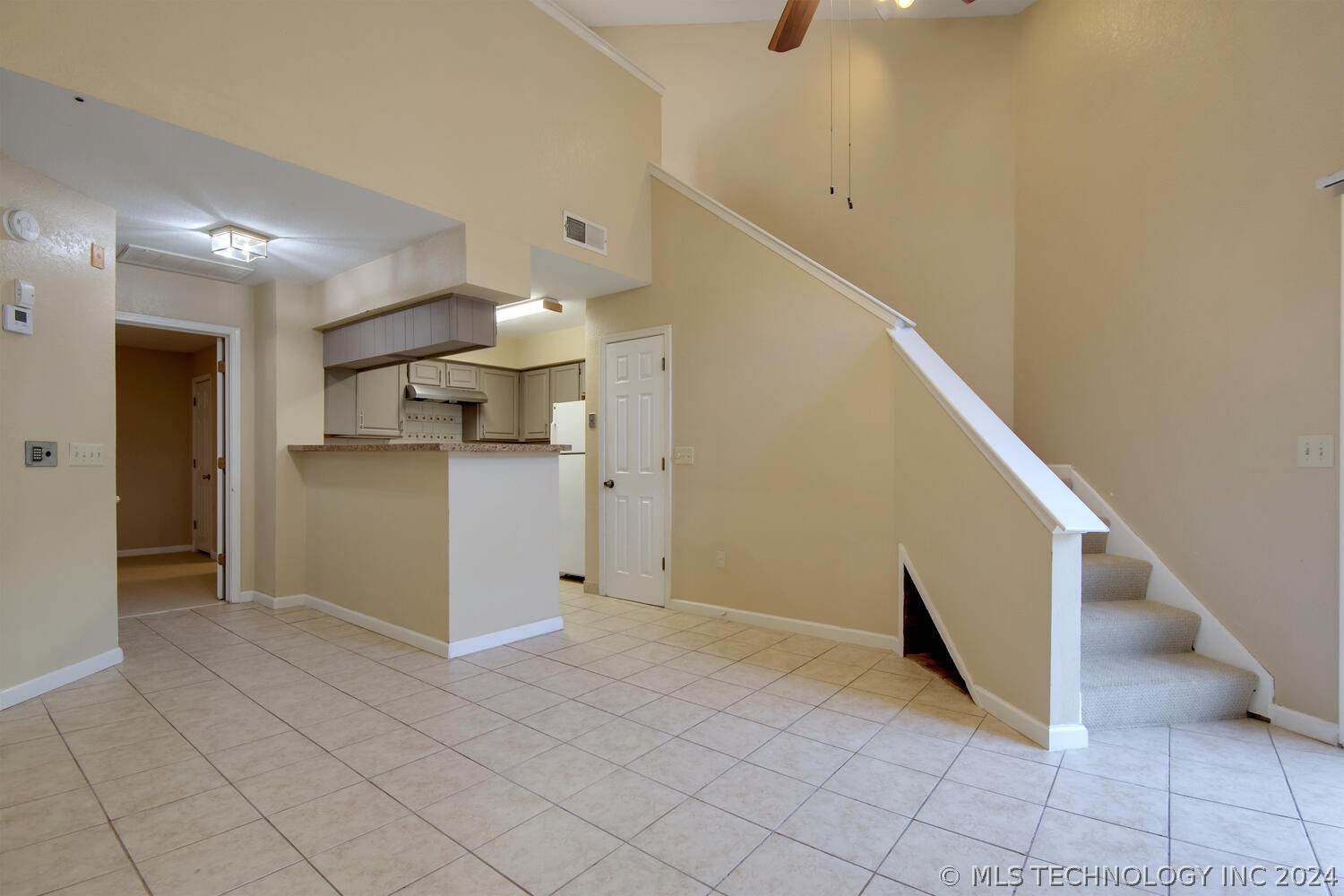 6737 S Peoria Avenue B205