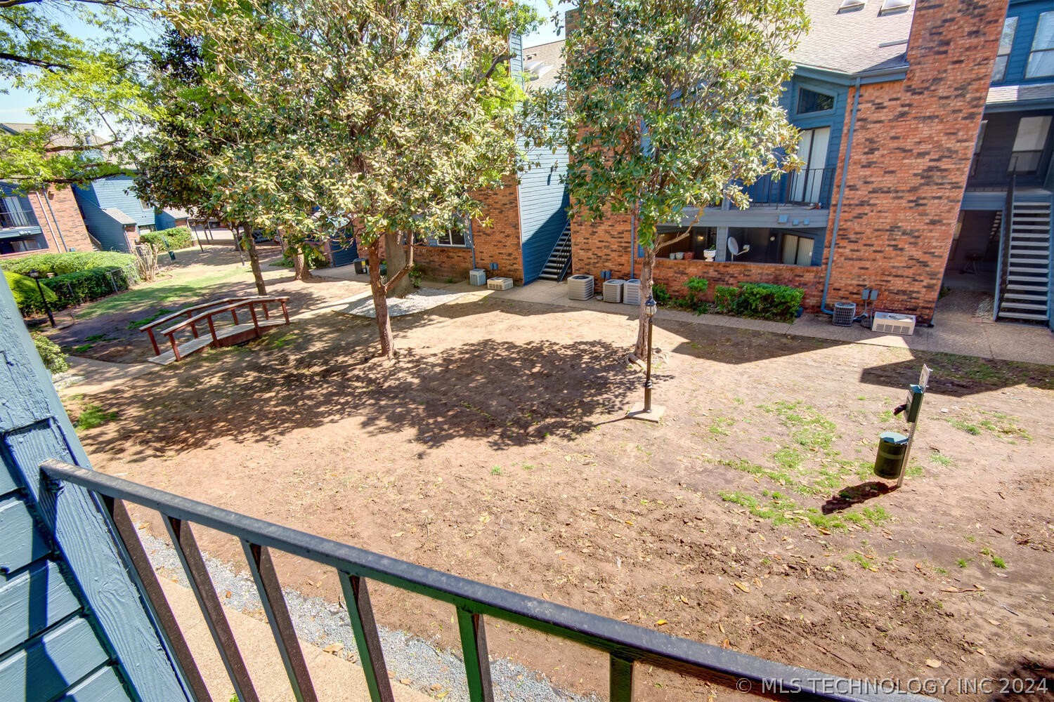 6737 S Peoria Avenue B205
