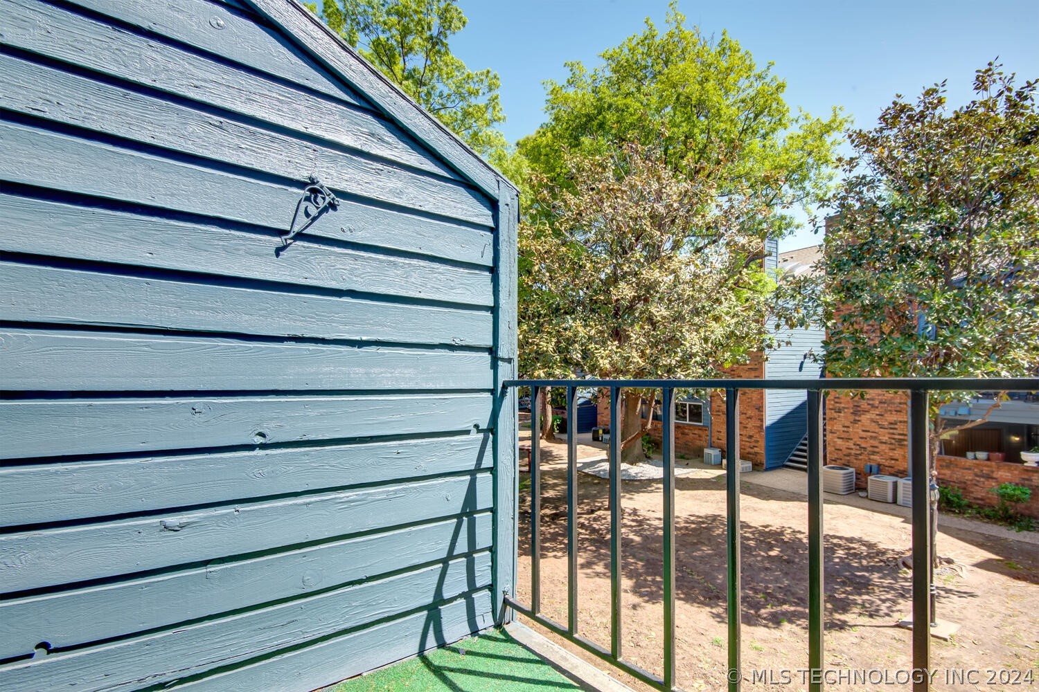 6737 S Peoria Avenue B205