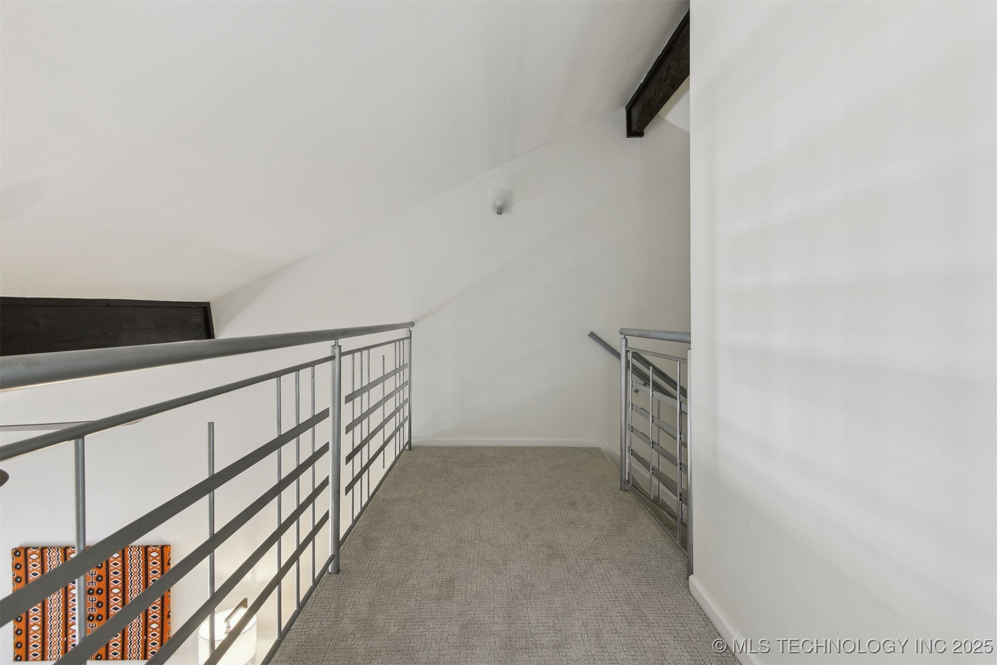 9107 S Florence Avenue 5
