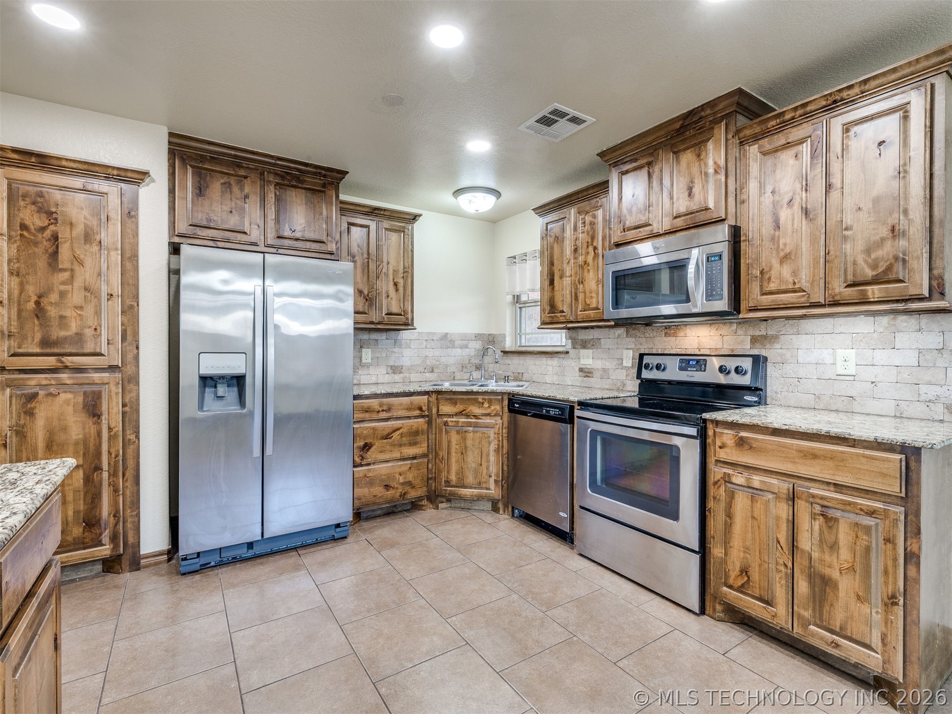 636 Altus Lane