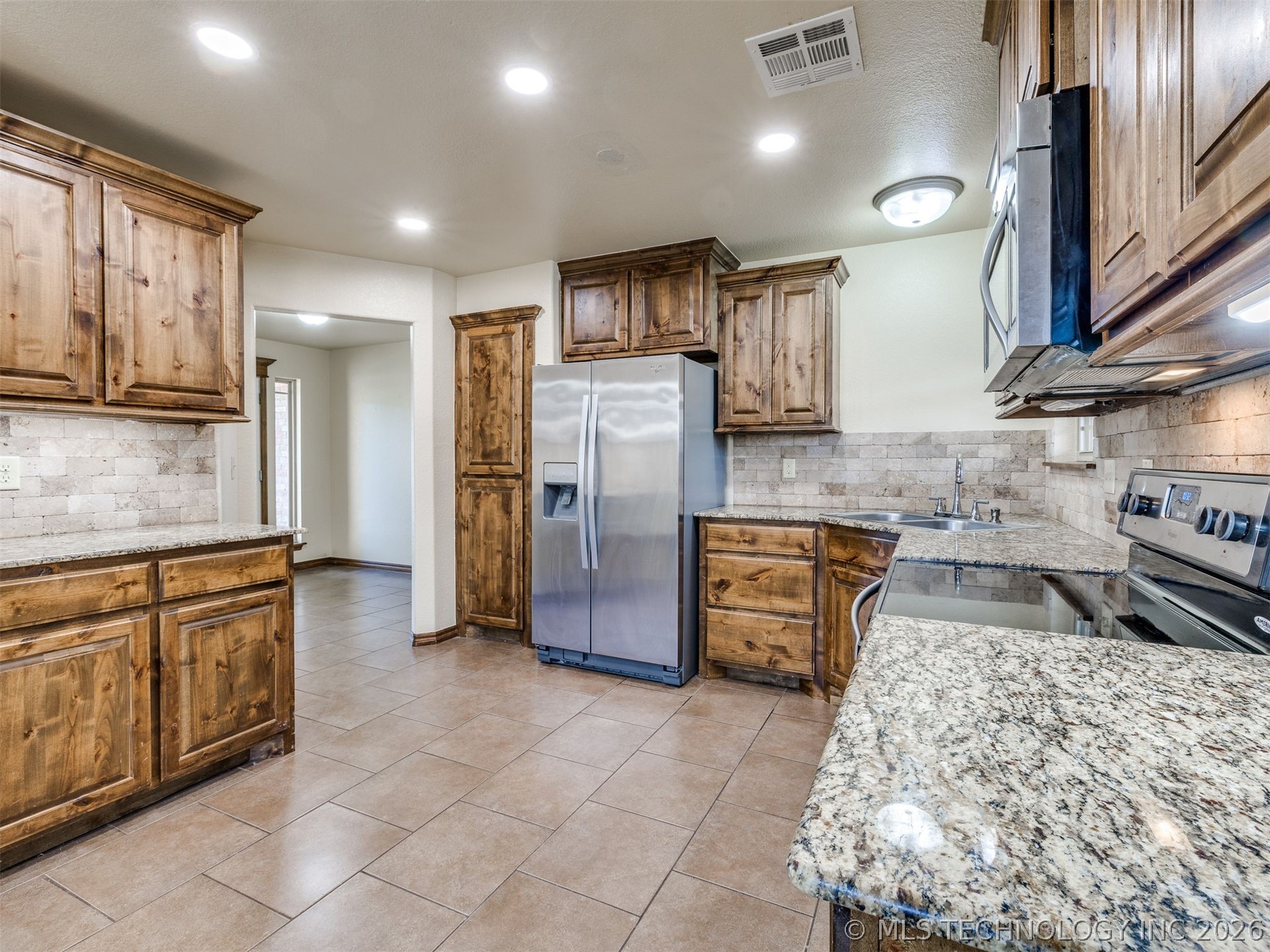 636 Altus Lane