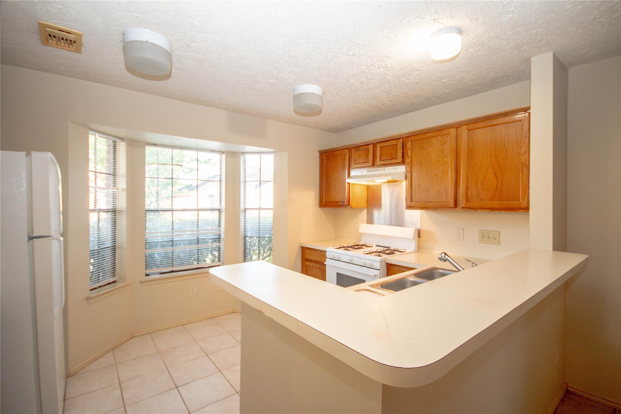 2006 Sandy Knoll Drive